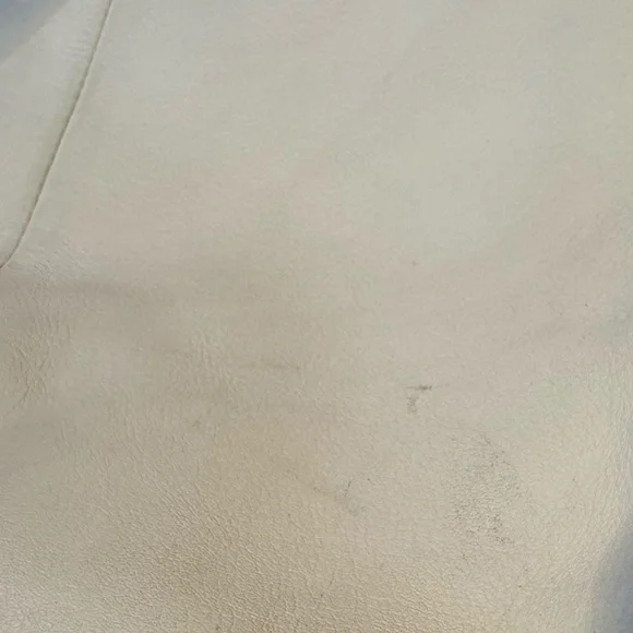 Coach Soho Y2K White Soho line Leather Buckle Flap Bag W oversized Coach Tag EUC - Picture 13 of 13